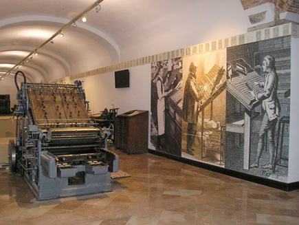 Blauverd-Impressors-Museo-de-la-Imprenta-en-El-monasterio-de-Santa-Maria-del-Puig-Imprimir-libros-6 Blauverd Impressors Museo de la Imprenta en el Monasterio de Santa Maria del Puig Imprimir libro